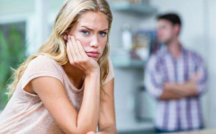 女方起訴離婚期間找了男友，合不合法