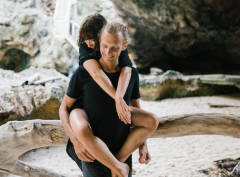 婚姻介紹所需要辦理什麼執照，相關手續到網上查，流程簡單易操作