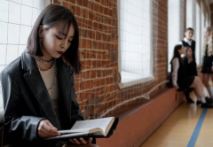 女人越絕情越好挽回文案，感情中口是心非的女人  
